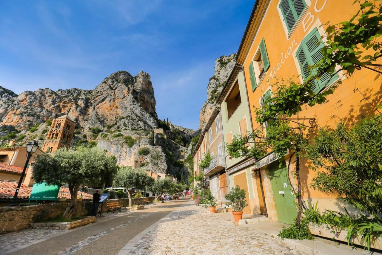 La Maison Des Collines Allemagne-en-Provence Zewnętrze zdjęcie
